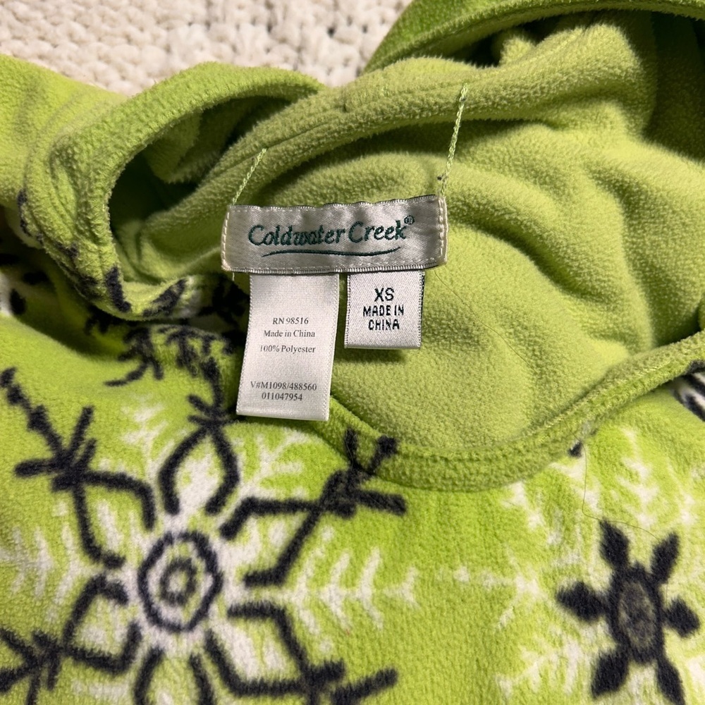 Y2K Eddie Bauer Lime Green Hoodie Snowflakes - Picture 3 of 4